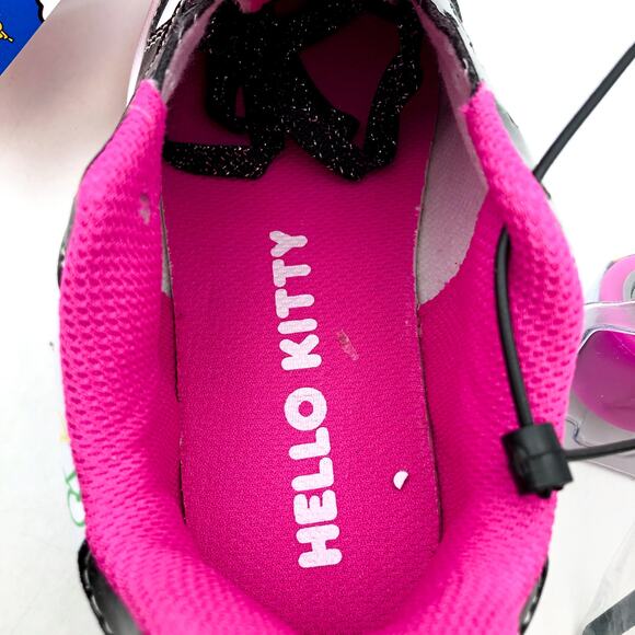 Heelys Girls Hello Kitty Kama Sneakers Youth 13 C EU 31 Black White Multi NIB - Picture 14 of 14